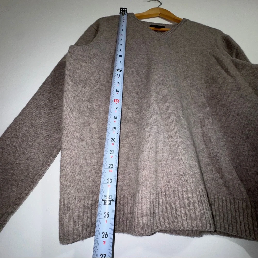 Black Brown 1826 Lambswool V‎ Neck Sweater Men XL Soft Gray Classic Knit